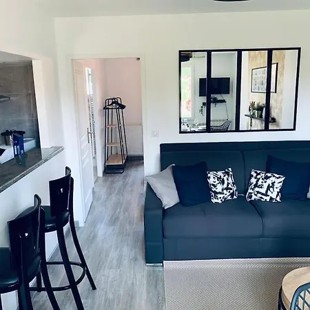 Proche Asterix, Chantilly, Cdg, Piscine 15 Juin Au 30 Aout La Chapelle-en-Serval